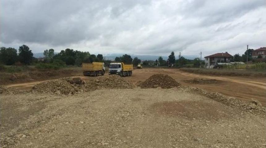 Beyciler&rsquo;de Yol A&ccedil;ma &Ccedil;alışması Devam Ediyor