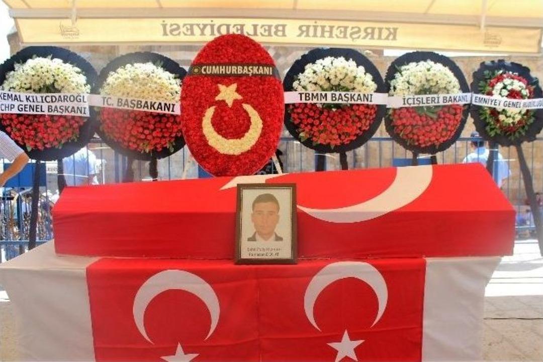 Şehit Polis Memuru Donat, Son Yolculuğuna Uğurlandı