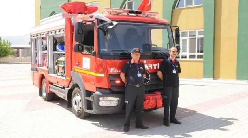 Niğde Belediyesi İtfaiye M&uuml;d&uuml;rl&uuml;ğ&uuml; Ara&ccedil; Filosunu Genişletiyor