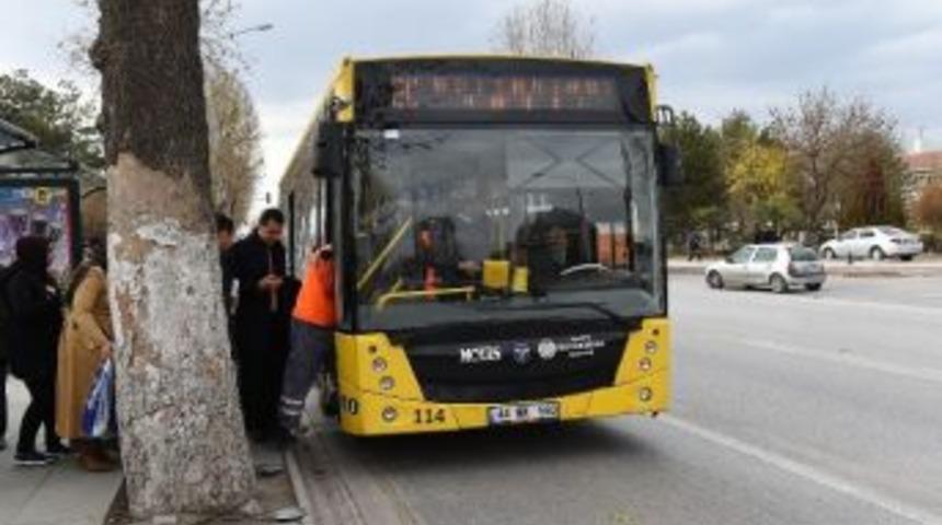 B&uuml;y&uuml;kşehir Belediyesinden &Uuml;cretsiz Otob&uuml;s Seferleri