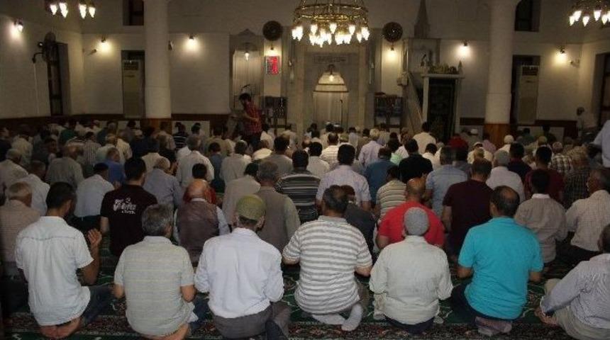 Adıyaman&rsquo;da Demokrasi Şehitleri İ&ccedil;in Mevlit Okutuldu