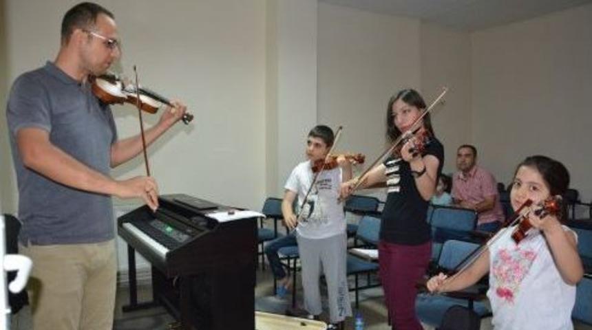 Adıyaman Belediyesi Konservatuarına Yoğun İlgi