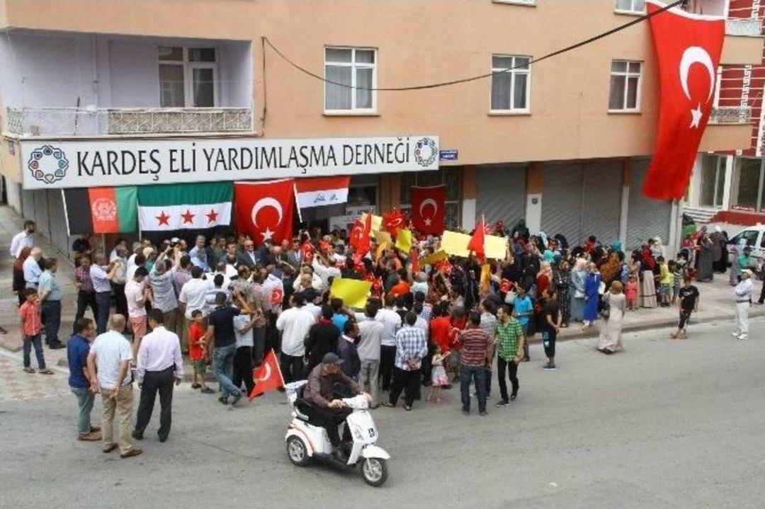 Samsun&rsquo;daki M&uuml;ltecilerden Darbe Girişimine Tepki