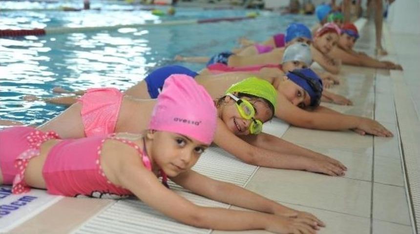 Kepez&rsquo;in Y&uuml;zme Havuzuna İlgi B&uuml;y&uuml;k