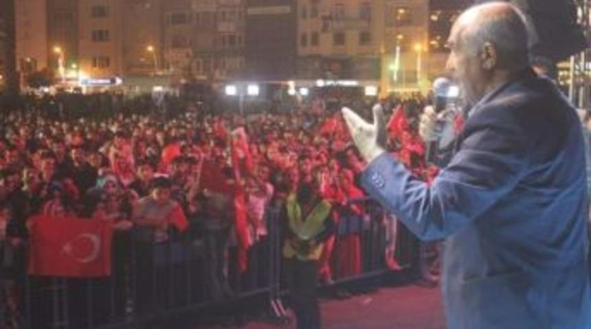 Ilıcalı "bu Millet Duruşuyla T&uuml;m D&uuml;nyaya Demokrasi Dersi Verdi"