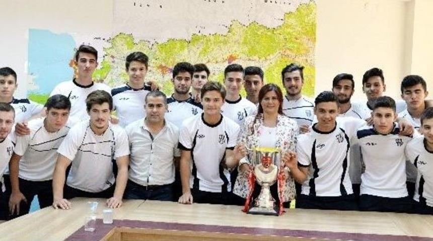 Aydın&rsquo;ın Gururlarından Başkan &Ccedil;er&ccedil;ioğlu&rsquo;na Ziyaret