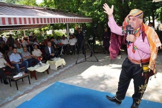 Orhaneli Karagöz Şenilikleri’nde Şehitler İçin Mevlit Okundu