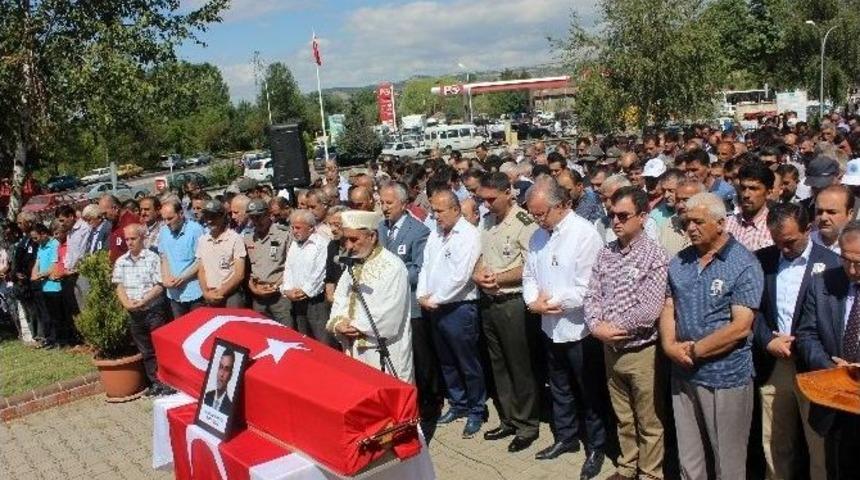 Taşk&ouml;pr&uuml; Orman İşletme M&uuml;d&uuml;r&uuml; B&uuml;y&uuml;kterzi, Son Yolculuğuna Uğurlandı