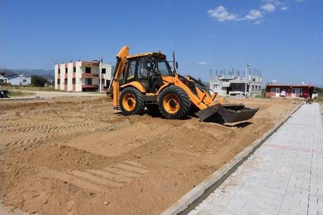 Nazilli’de Yeni Park İnşaatları Sürüyor