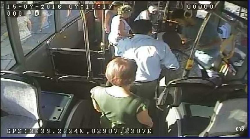 Belediye Şof&ouml;r&uuml; Yolcunun Hayatını Kurtardı