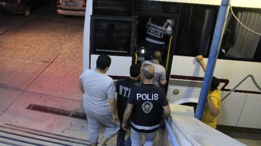 Hatay&rsquo;da 21 Hakim Ve Savcı Tutuklandı