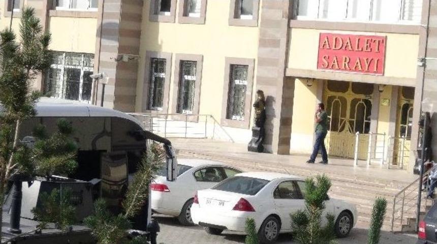 Doğubayazıt&rsquo;ta 14 Tutuklama