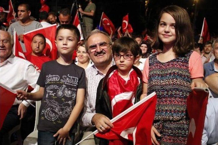 Antalya’da Demokrasi Nöbeti Devam Ediyor G4