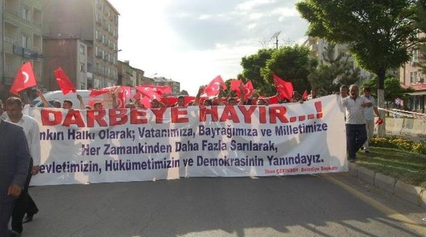 Stk&rsquo;lardan Darbe Girişimine Tepki