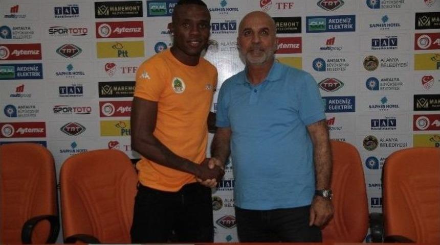 Alanyaspor, Wilde Donald Guerrier İle 3 Yıllık S&ouml;zleşme İmzaladı