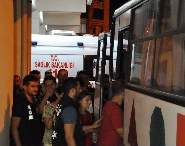 Uşak’ta 12 Hakim Ve Savcı Tutuklandı