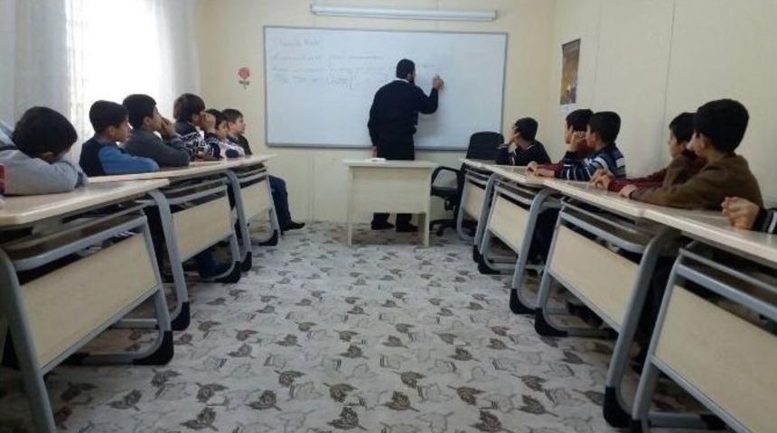 Yaz Kur&rsquo;an Kurslarına Yoğun İlgi