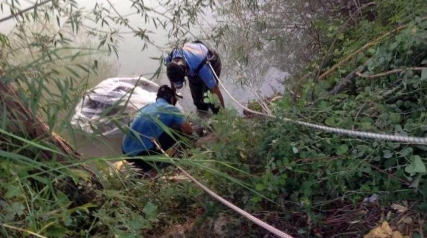 G&ouml;ksu Irmağı&rsquo;nda Erkek Cesedi Bulundu