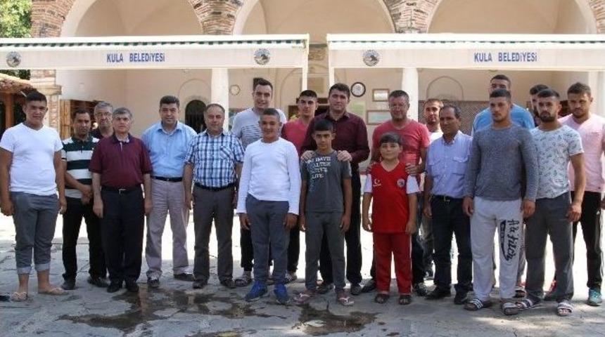 Kulalı Pehlivanlara B&uuml;y&uuml;kşehir Desteği