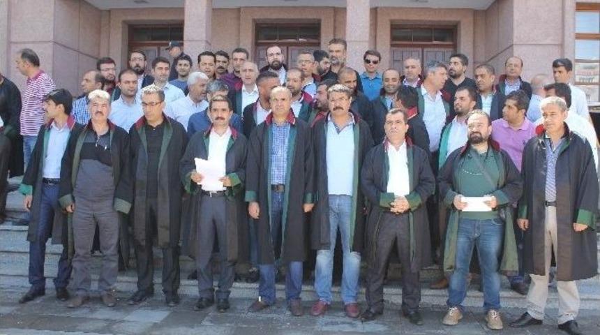 Avukatlardan Darbe Girişimine Tepki