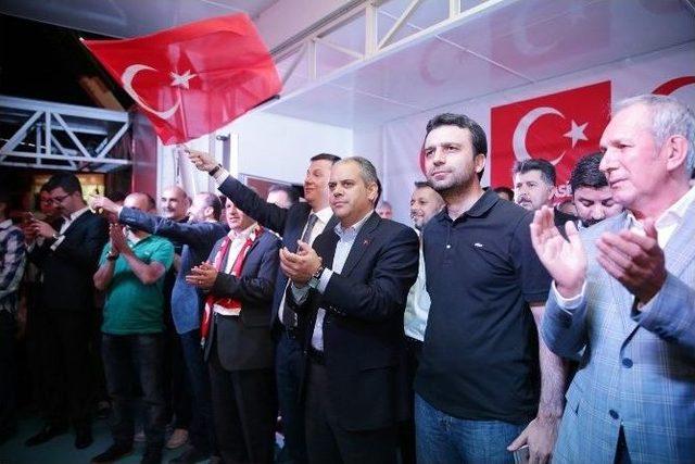 Gençlik Ve Spor Bakanı Kılıç, Ankara’da Demokrasi Nöbetine Katıldı