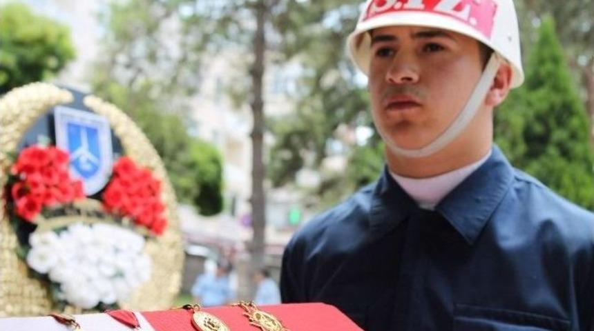 Almanya&rsquo;da Hayatını Kaybeden Kore Gazisi Toprağa Verildi