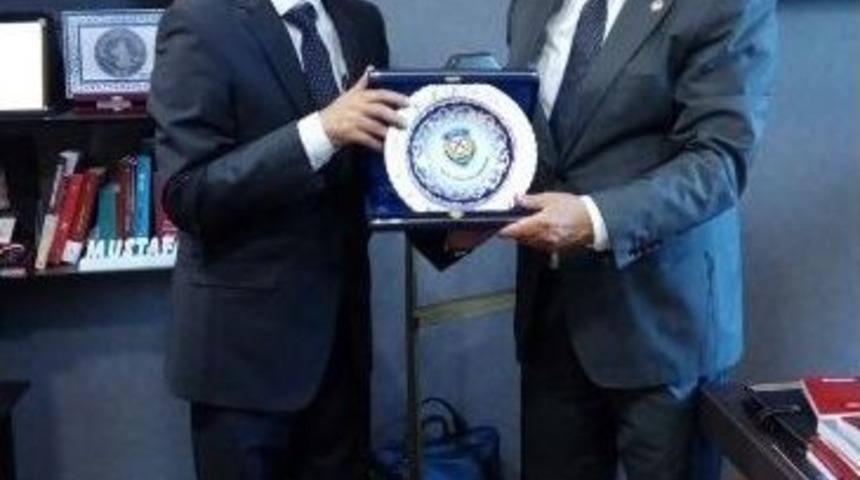 Emniyet Genel Müdürlüğünden Ilıcalı’ Ya Plaket