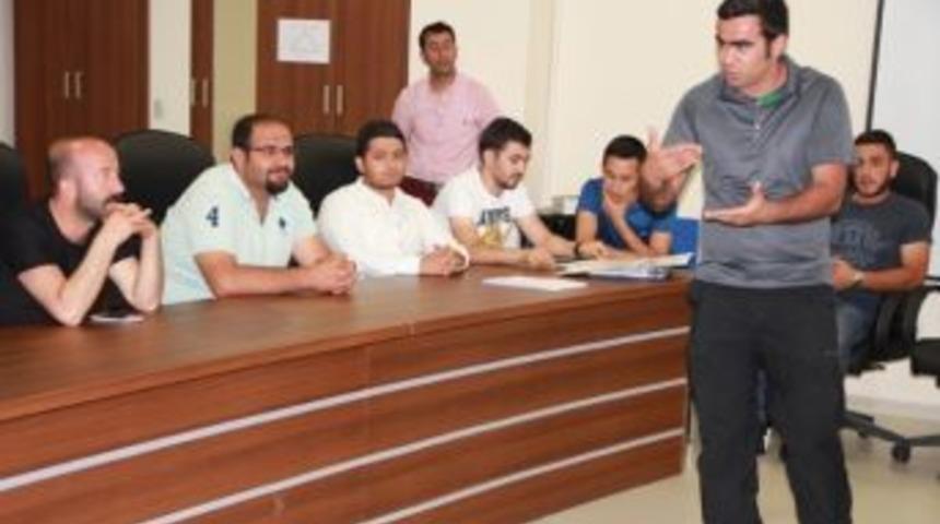 Ambulans Şof&ouml;rlerine İleri S&uuml;r&uuml;ş Eğitimi