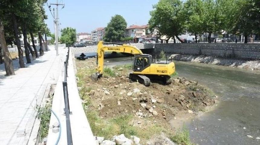 Asar Deresi Temizleniyor