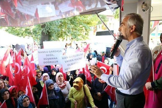 Kağıthaneli Kadınlar Demokrasiye Sahip Çıkıyor