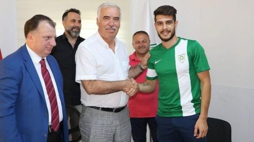 B&uuml;y&uuml;kşehir Bbsk Transferde Durmuyor
