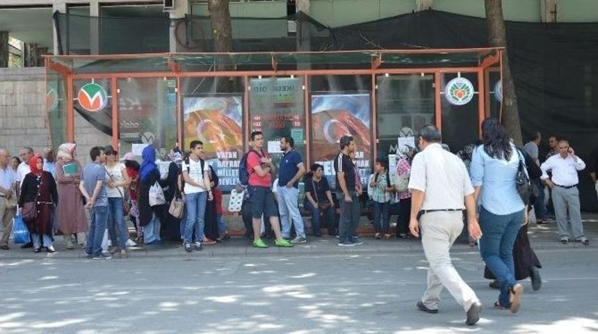 Motaş&rsquo;tan Serinleten Otob&uuml;s Durağı