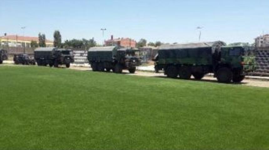 Darbe G&uuml;n&uuml; Ankara&rsquo;ya Yola &Ccedil;ıkan F&uuml;ze Rampalarının Tekerlerini Vatandaş Patlatarak Durdurdu