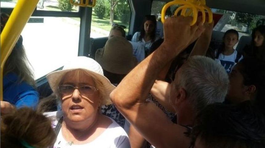 Minib&uuml;s Değil, Sanki Otob&uuml;s