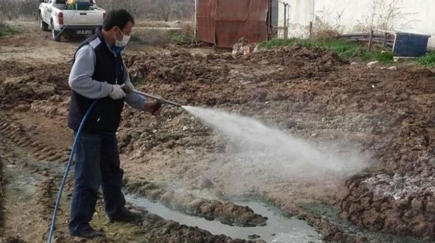 Selendi&rsquo;de İla&ccedil;lama Devam Ediyor