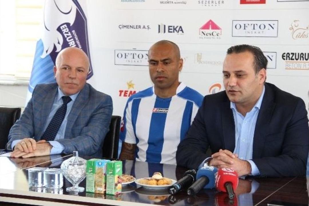 Mert Nobre, B&uuml;y&uuml;kşehir Belediye Erzurumspor&rsquo;a İmza Attı
