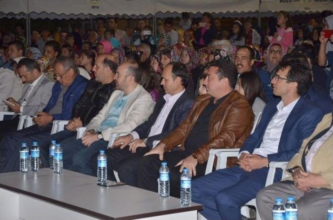 Demokrasi N&ouml;beti Tutan Boz&uuml;y&uuml;kl&uuml;lere Mehteran Desteği