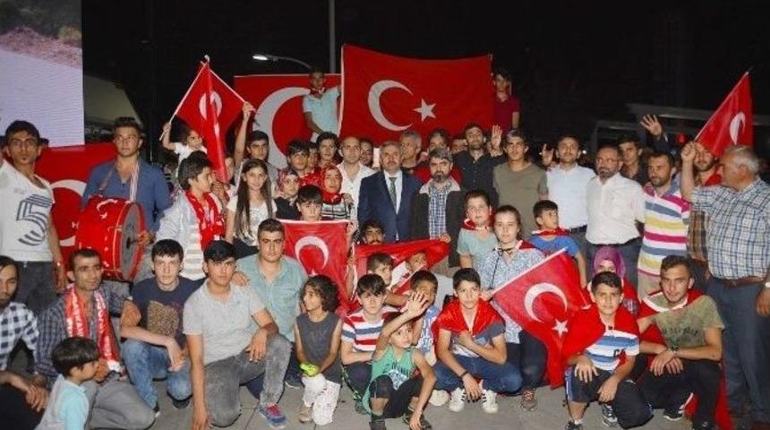 Başkan Baran, Milli İrade Ve Demokrasi N&ouml;betine Katıldı