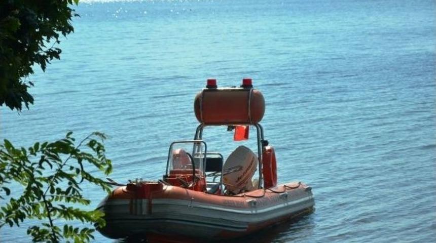 Sapanca G&ouml;l&uuml;&rsquo;nde Kaybolan Şahsı Arama &Ccedil;alışmaları S&uuml;r&uuml;yor