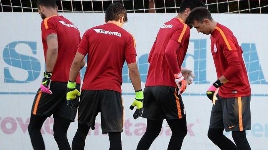Galatasaray&rsquo;da Yeni Sezon Hazırlıkları S&uuml;r&uuml;yor