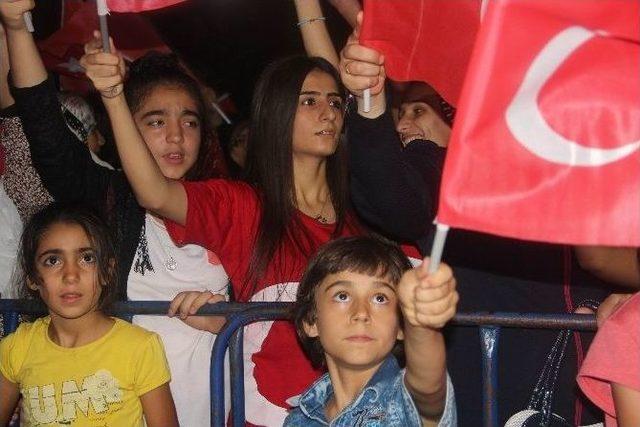 Diyarbakır’daki Demokrasi Nöbeti 7. Gününde Devam Ediyor