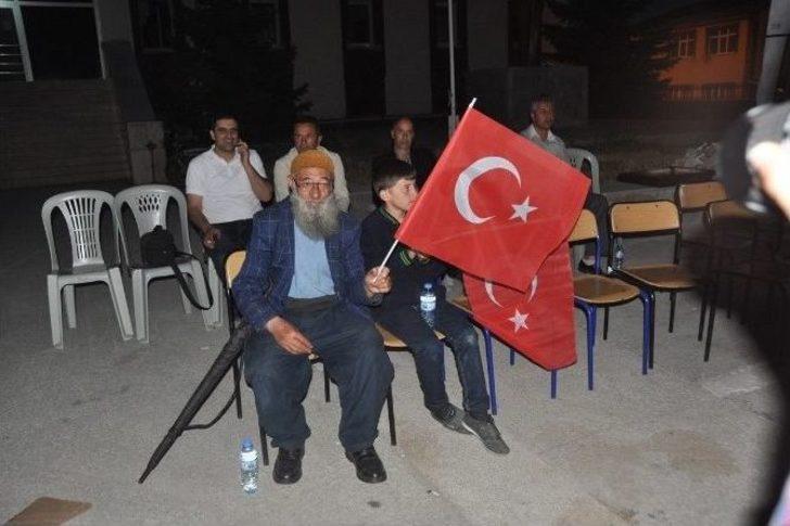 Eleşkirt’te Demokrasi Nöbeti G3