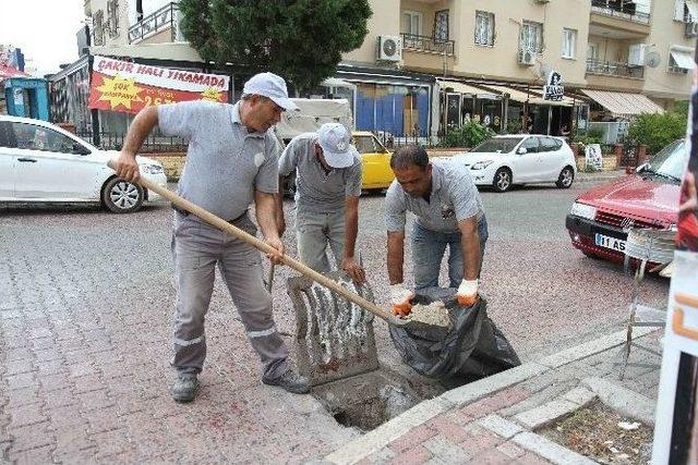 Karşıyaka’da Sorunlar Tek Tek Çözülüyor