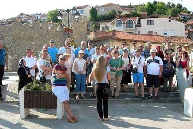 Salihli’deki Göçmenlerden Makedonya Gezisi