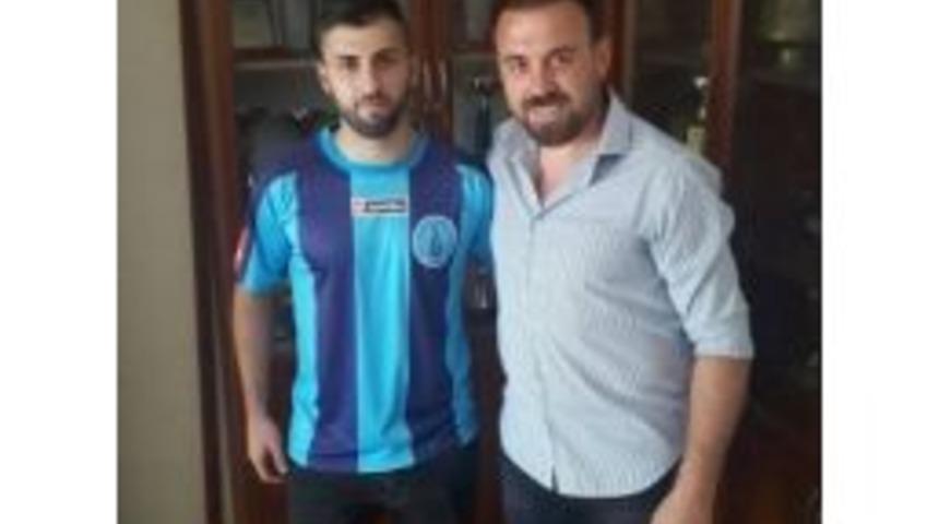 Oktay Yumak K&uuml;tahyaspor&rsquo;da