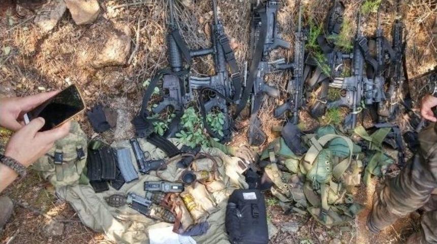 Firari Darbecilerin Bırakıp Ka&ccedil;tığı M&uuml;himmatlar G&ouml;r&uuml;nt&uuml;lendi