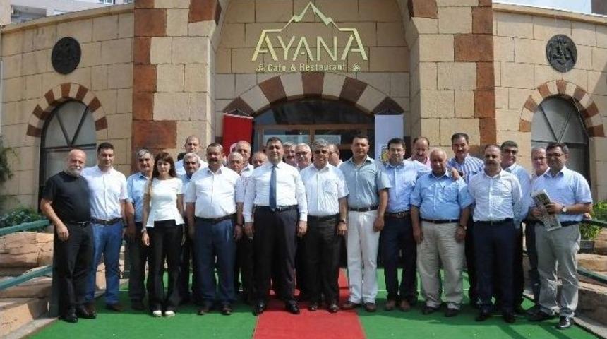 Tarsus Darbeye Karşı Tek Yumruk