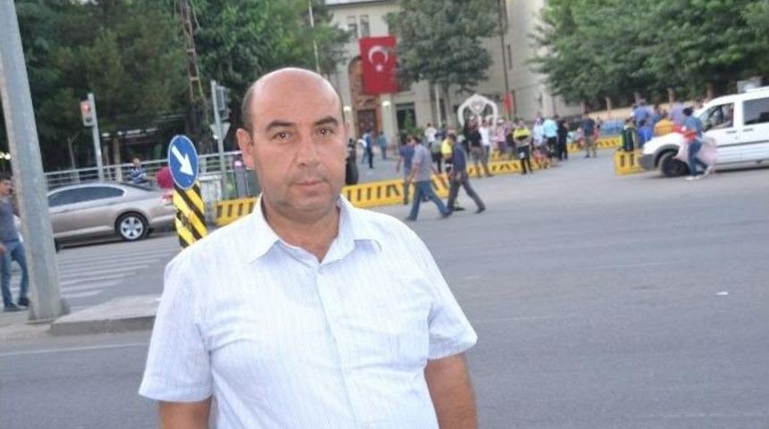 (&ouml;zel Haber) Kirpinin Ge&ccedil;işini, &Ouml;n&uuml;ne Yatarak Engelledi