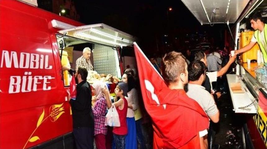 Demokrasi N&ouml;bet&ccedil;ilerinin Gıdası İbb&rsquo;den