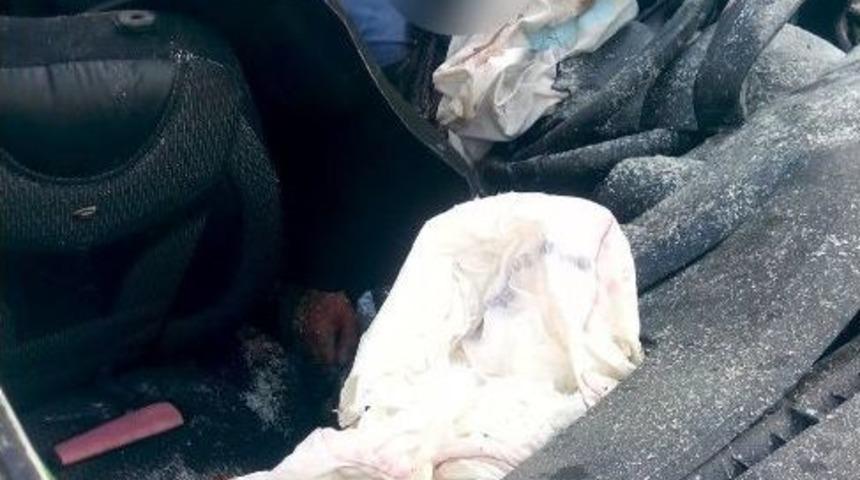 Baba Ve Kız Kazada Hayatını Kaybetti